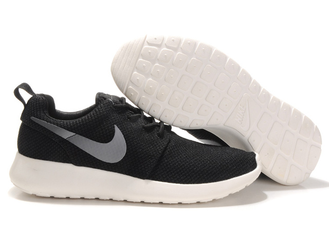 Nike Roshe Running Chaussures Hommes Gris Noir